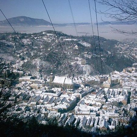 Suri Guesthouse Braşov Buitenkant foto